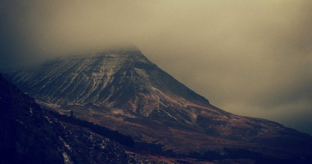 7 Bizarre Natural Formations That Look Like They’re From Another Planet (And Where to Find Them on Earth)