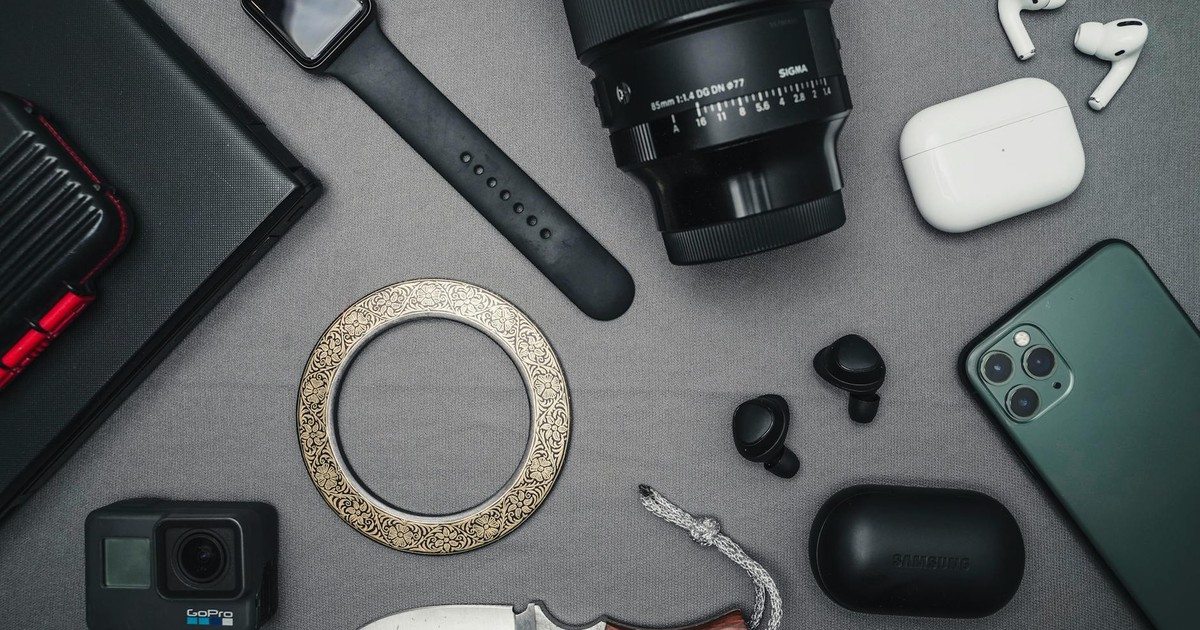 7 Bizarre Tech Gadgets That Seem Like Science Fiction (But Are Actually Available Now)