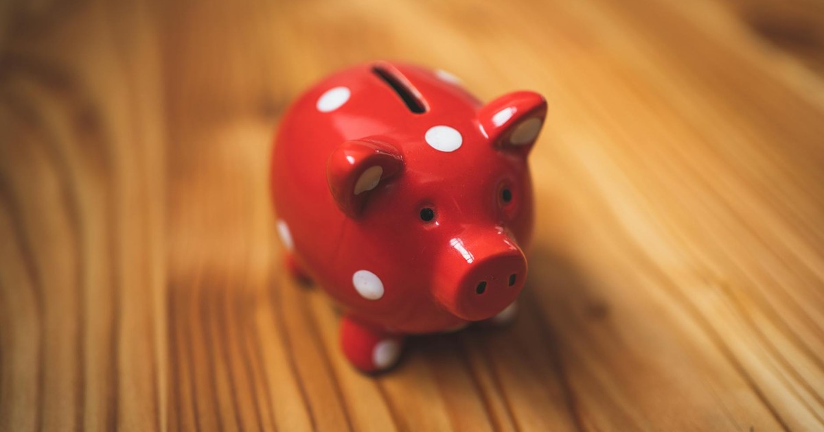 5 Simple Money Mindset Shifts That Can Double Your Savings in 6 Months (Without Earning More)