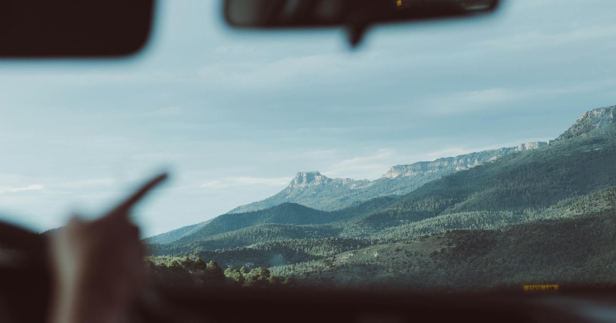 8 Unconventional Travel Experiences That Will Change Your Perspective (Beyond Tourist Traps)